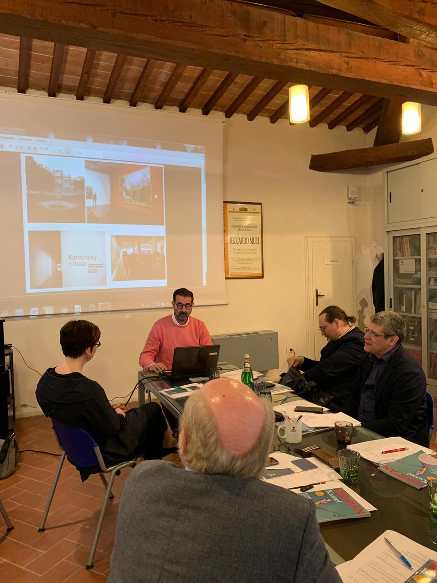 CnatalPicasso's tweet photo. El #director de la @CnatalPicasso #JoséMaríaLuna, presentando #Málaga en la reunión de #IconCities, que se está celebrando en #Lucca, #meeting de #ciudadesnatales de #artistas #europeos #CasaNatal #arte #art #museo #museum #Picasso https://t.co/u6OTkhc3Yl
