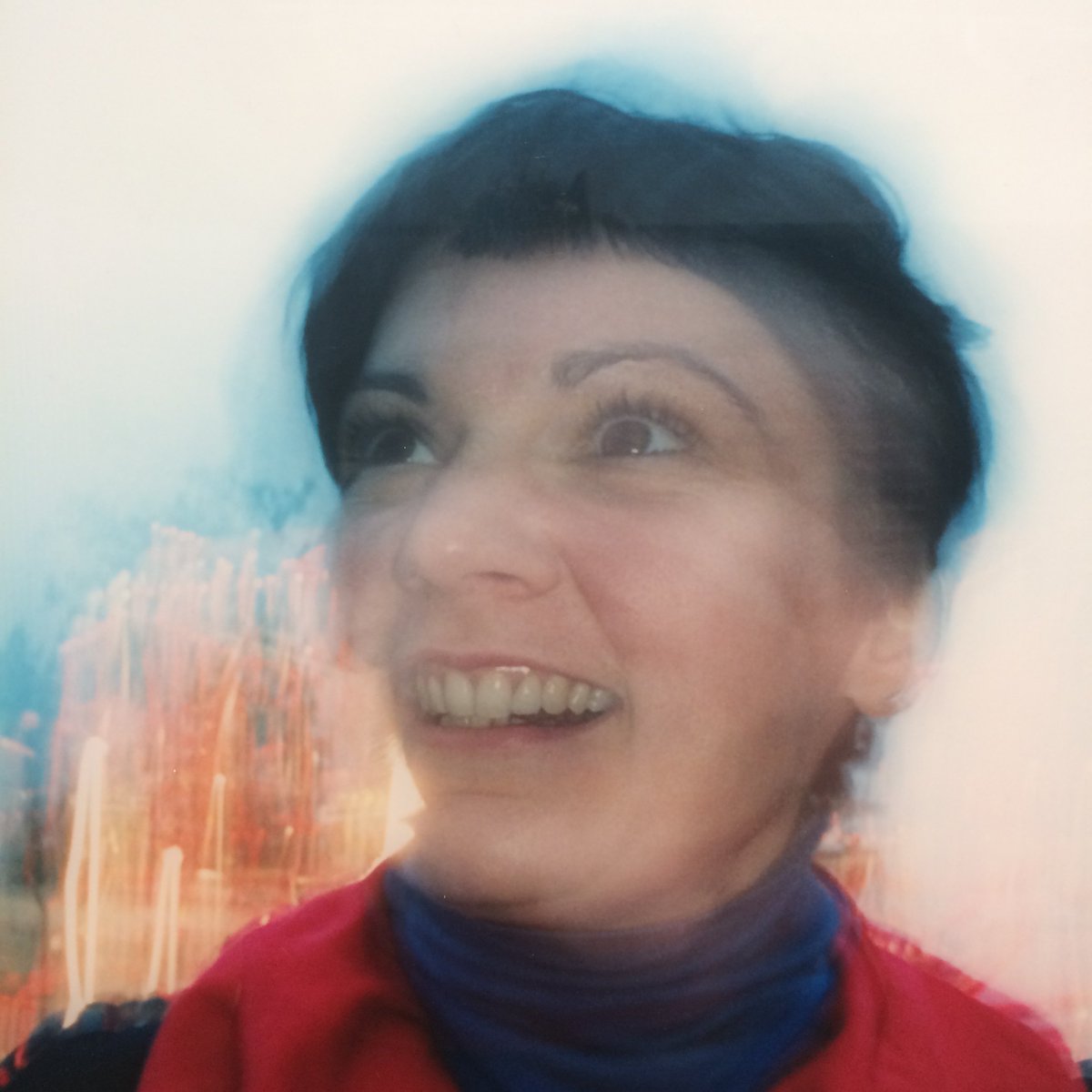 SolentShowcase's tweet photo. Come and see what these people are smiling about in these photos by Brendan Walker
#Southampton #solentshowcasegallery #solentuniversity #everythingisnow #silverboots #greggilbert #candychang #brendanwalker #thefandangoekid #staceyheale #lifedeathwhatever #thetimeisnow https://t.co/2Q7PvB1y4e