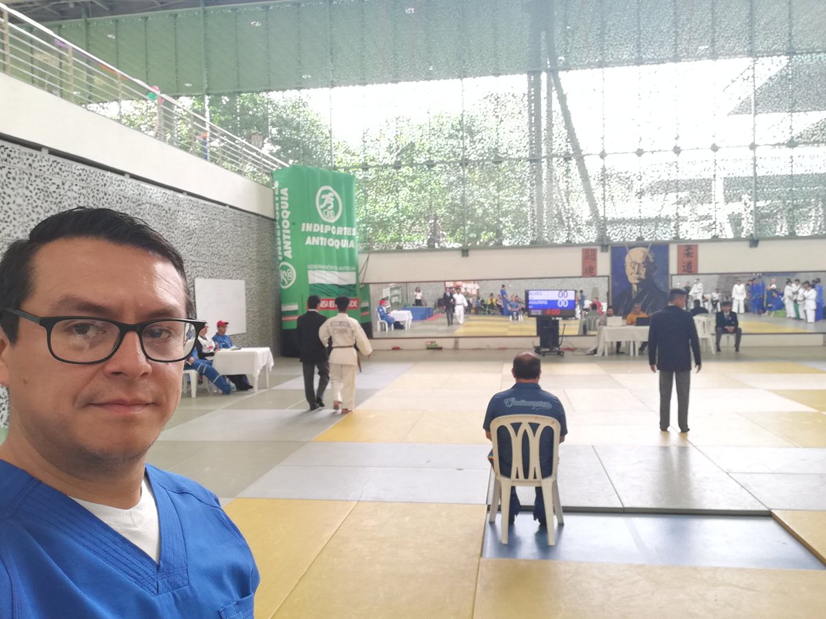 dr_jvelasquez's tweet photo. #juegosparanacionales2019 #Judo @INDEPORTESCUNDI @dr_jvelasquez #TAFV #sportmedicine #medicinadeldeporte https://t.co/ykHP18cvop