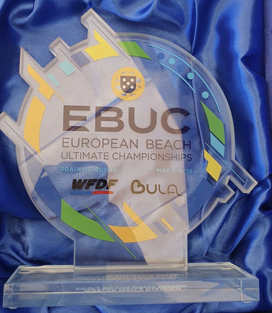 We won the Spirit of the Game award <a href="/EBUC2019/">EBUC 2019</a> - what a fantastic finish to an amazing week!  #irl #mmens #ebuc2019 #sotg <a href="/IFDAnews/">Irish Ultimate</a> <a href="/lookfly/">Lookfly</a> <a href="/vcultimate/">VC Ultimate</a> <a href="/EFDF/">EFDF</a>