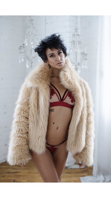 Remove, delete, unfollow, block, run.    Eliminating so many people.    Literally cleared my contacts<a href="/tag/humpday"class="tags"><span>#humpday</span></a><a href="/tag/forguysmag"class="tags"><span>#forguysmag</span></a>