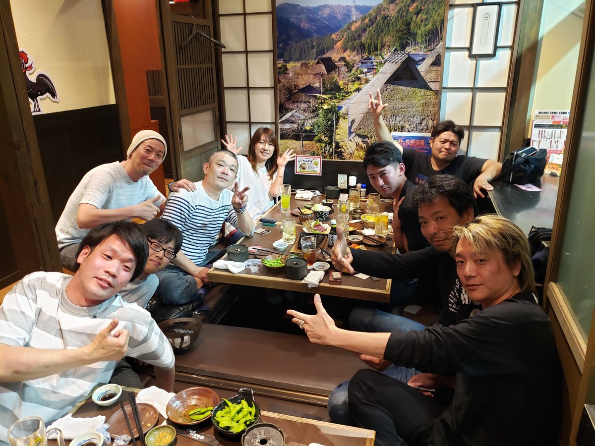 h_tsukino's tweet photo. テイストオブツクバ
#ムーンフィールド
#moonfield #バイク
#ZRX https://t.co/hCfEjE67d0