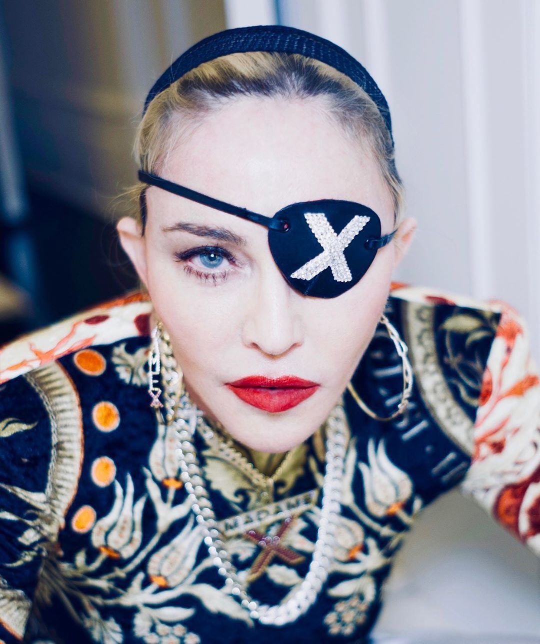 Madonna >> álbum "Madame X" - Página 41 D6S4Oo4WkAAKhm9