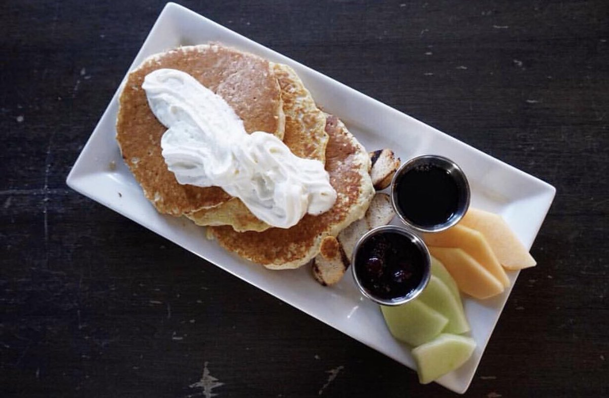 Join us for brunch until noon. 🥞