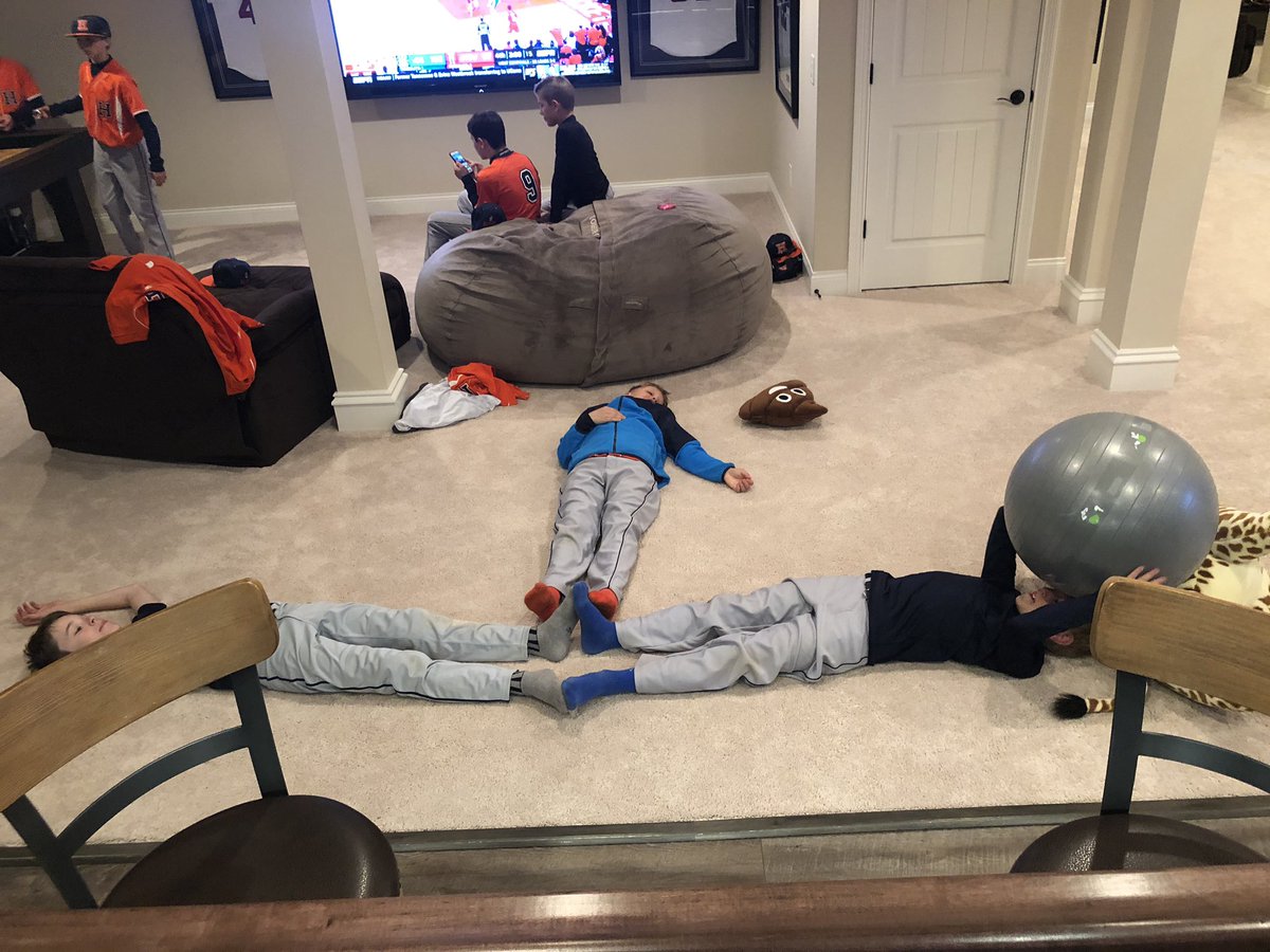 11u2019's tweet photo. A little bit of team bonding and R&amp;R between games. 💙⚾️🧡 #hybo11ublue #thanksGGandCoachGreg https://t.co/Z4qbR3ARbj