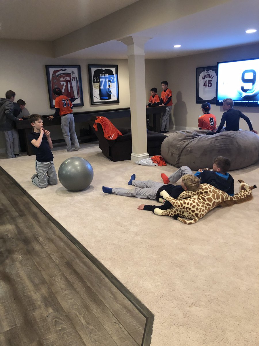 11u2019's tweet photo. A little bit of team bonding and R&amp;R between games. 💙⚾️🧡 #hybo11ublue #thanksGGandCoachGreg https://t.co/Z4qbR3ARbj