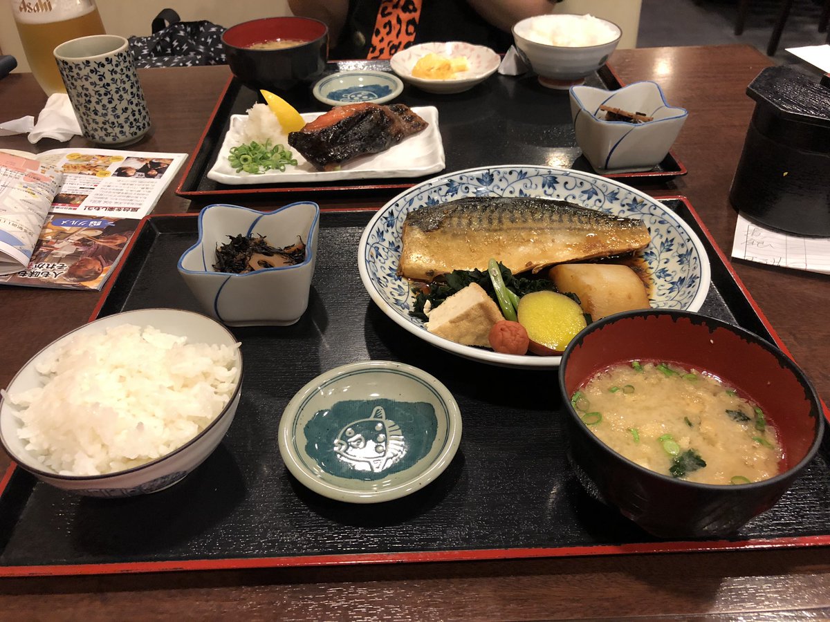らいぶ姉さん ライブハウスを作るのが夢 本日の煮魚定食 鯖の煮付け なんと半身 付け合わせのお野菜も美味しくて ごはんおかわり 味の正福 ふりかけとお漬物無料 ごはん3杯いける らいぶ姉さん ライブハウスを作るのが夢 本日の煮魚定食 鯖の煮付け なんと半身 付け合わせのお野菜も美味しくて ごはんおかわり 味の正福 ふりかけとお漬物無料 ごはん3杯いける