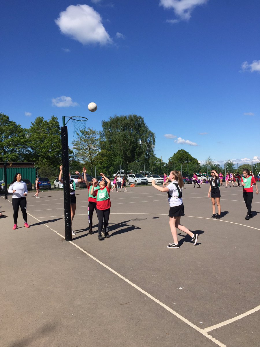 HOESport's tweet photo. Another victory to Team B! #gonetball @HoE_School 🏆 https://t.co/1iLLBX7Pef