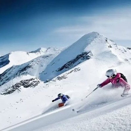 VuzukIndia's tweet photo. Popularly known as skiing destination king Auli.
#auli #coolest #heatwaves #traveldeeper #greenry #mountains #vacationmode #vacationlife #vacay #vaca #wanderer #natural #travellingthroughtheworld #travelblogger #travelblog #blogging #photooftheday #likeforlikes #vuzuk https://t.co/ENjXtO3zCg