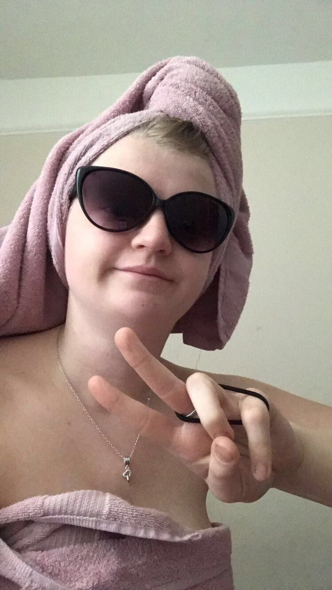 jemimag_'s tweet photo. Hey @LewisCapaldi https://t.co/r7mUC98a5u