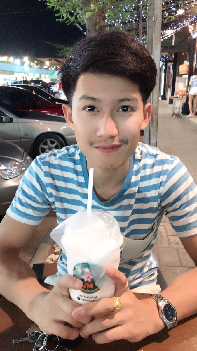 arthemmarach's tweet photo. ครูดุนะ...น้องไหวเหรอ? https://t.co/or52EZ9Abe