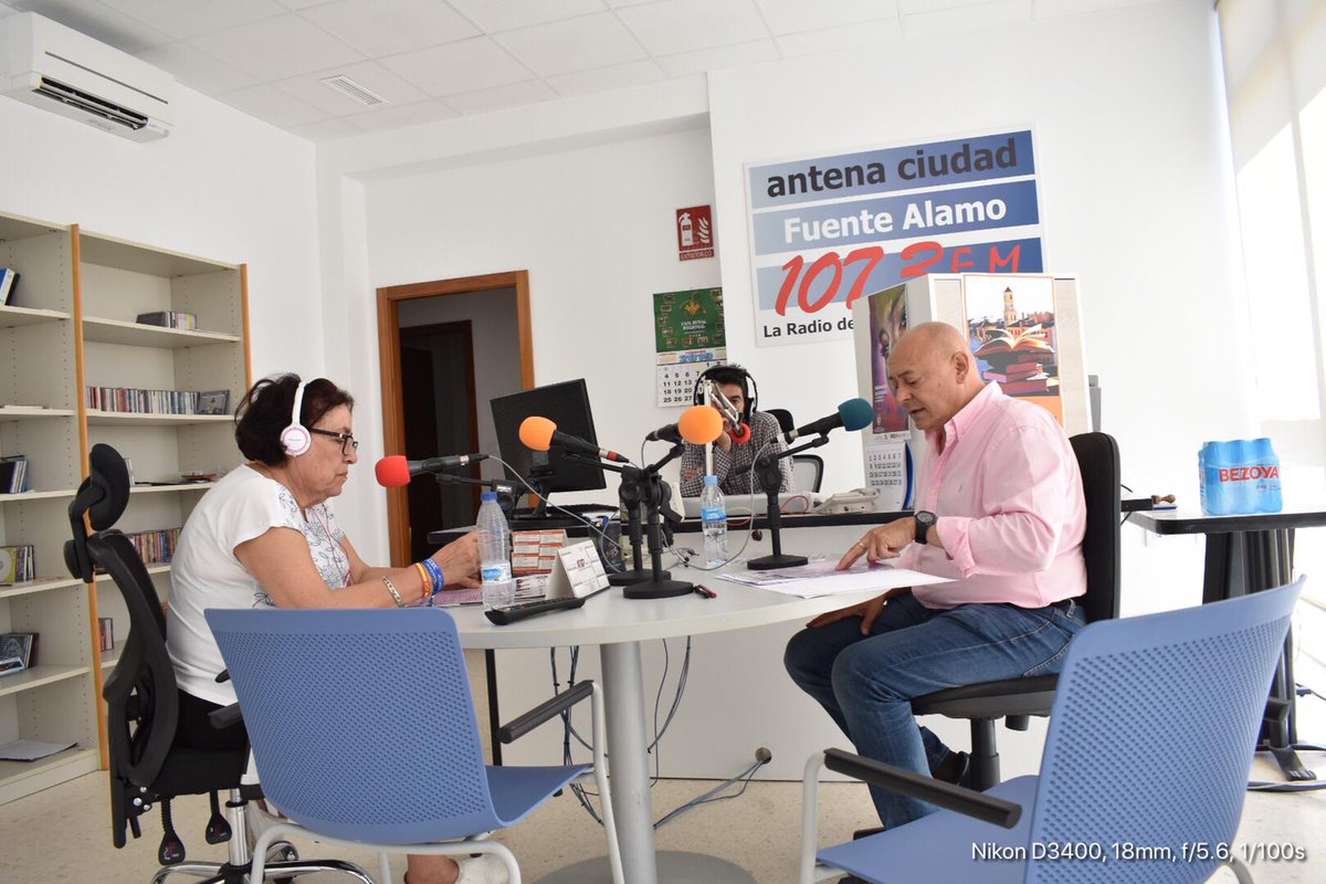CifaFuenteAlamo's tweet photo. ✅ AGUSTÍN SÁNCHEZ EN RADIO ANTENA CIUDAD

En la mañana de hoy sábado, nuestro candidato a la alcaldía, Agustín Sánchez, ha estado en Antena Ciudad - 107,3 FM, explicando a sus oyentes el programa electoral de CIFA Fuente Álamo.

💜 Contigo más ilusión, esperanza y futuro 💜 https://t.co/PIIkYVtfia