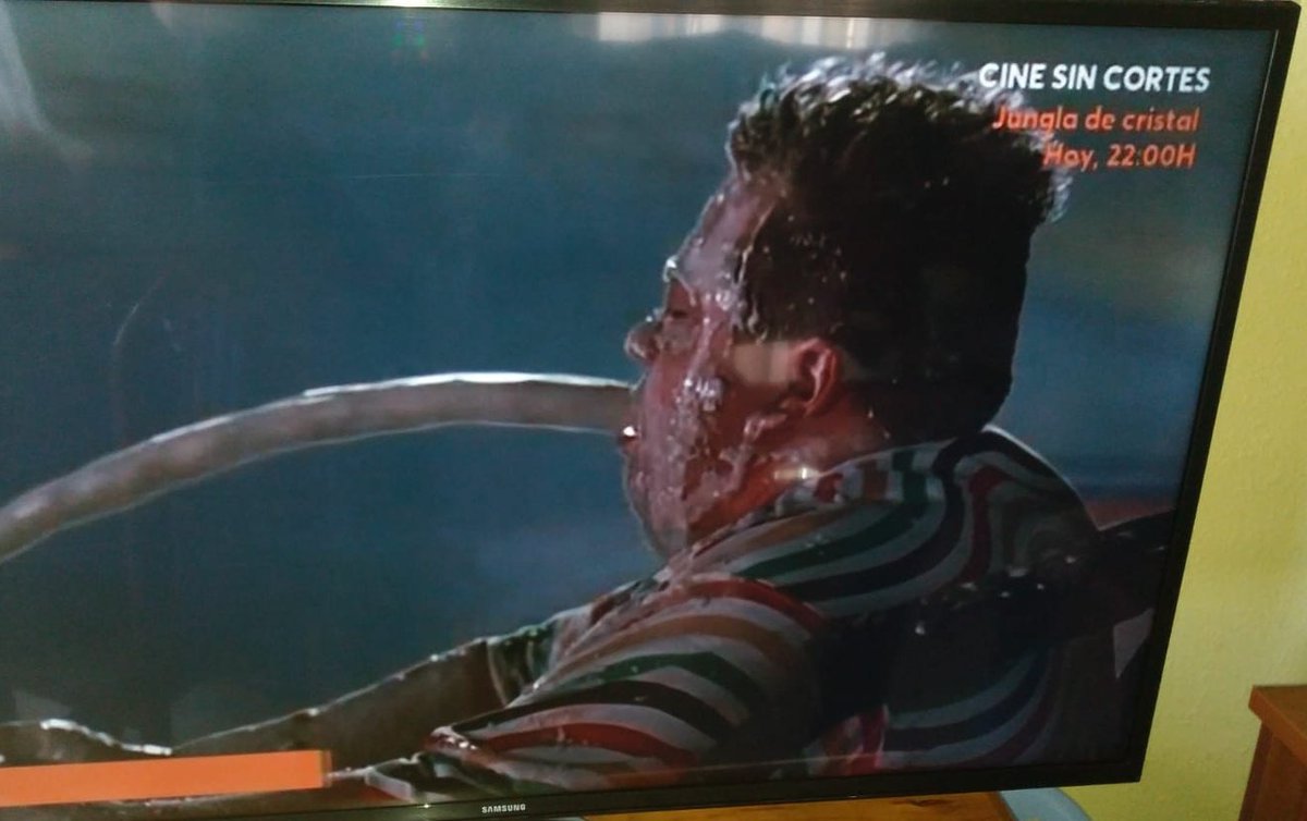 donoivan's tweet image. La mejor escena de #estechicoesundemonio2