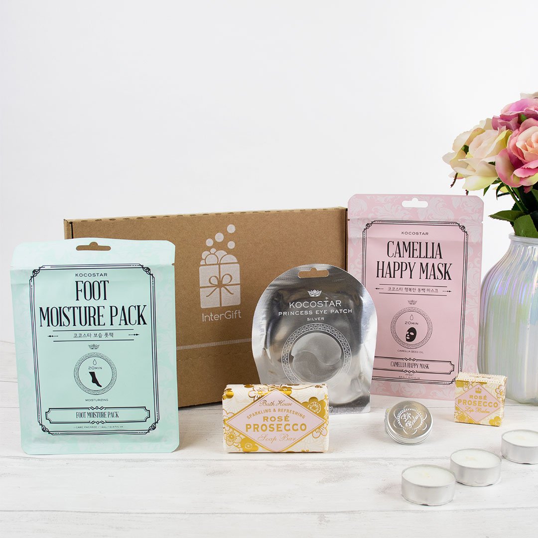 InterGift_'s tweet photo. This collection is bubbling over with treats for the prosecco-loving princess! #prosecco #proseccogifts #gifts #giftsforher https://t.co/CU1f0E26lT