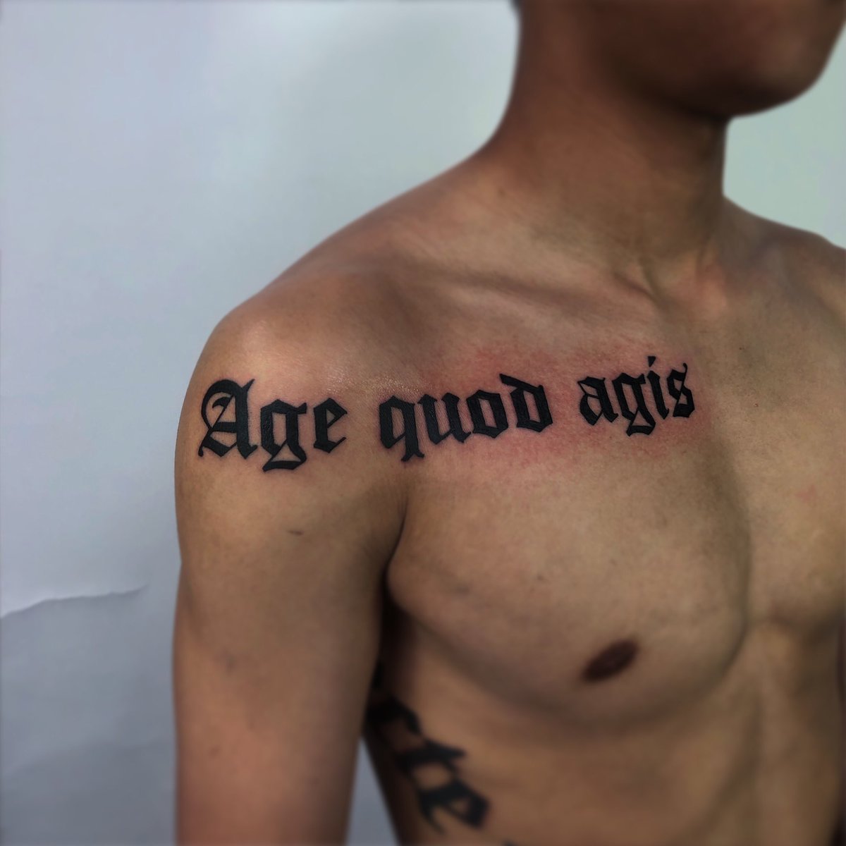 SiwooTattoo's tweet photo. 레터링 트라이벌 작업🔥 편하게 문의 주세요🙌🏻
https://t.co/TqLupiXwLR

#홍대 #홍대타투 #타투 #문신 #tattoo #타투문의 #이레즈미 #감성타투 #원포인트 #미니타투 #올드스쿨 #레터링 #레터링타투 #타투이벤트 #여자타투이스트 #도안제작 #팔로우 #알티 https://t.co/rPOYEuTmWn
