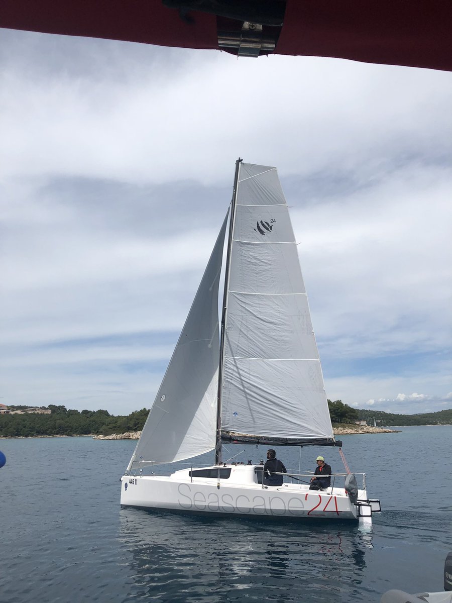 SeascapeEdition's tweet photo. Greek team of FreeSpirit also finished The Challenge. #SSFCH https://t.co/2XJc3mmqlF