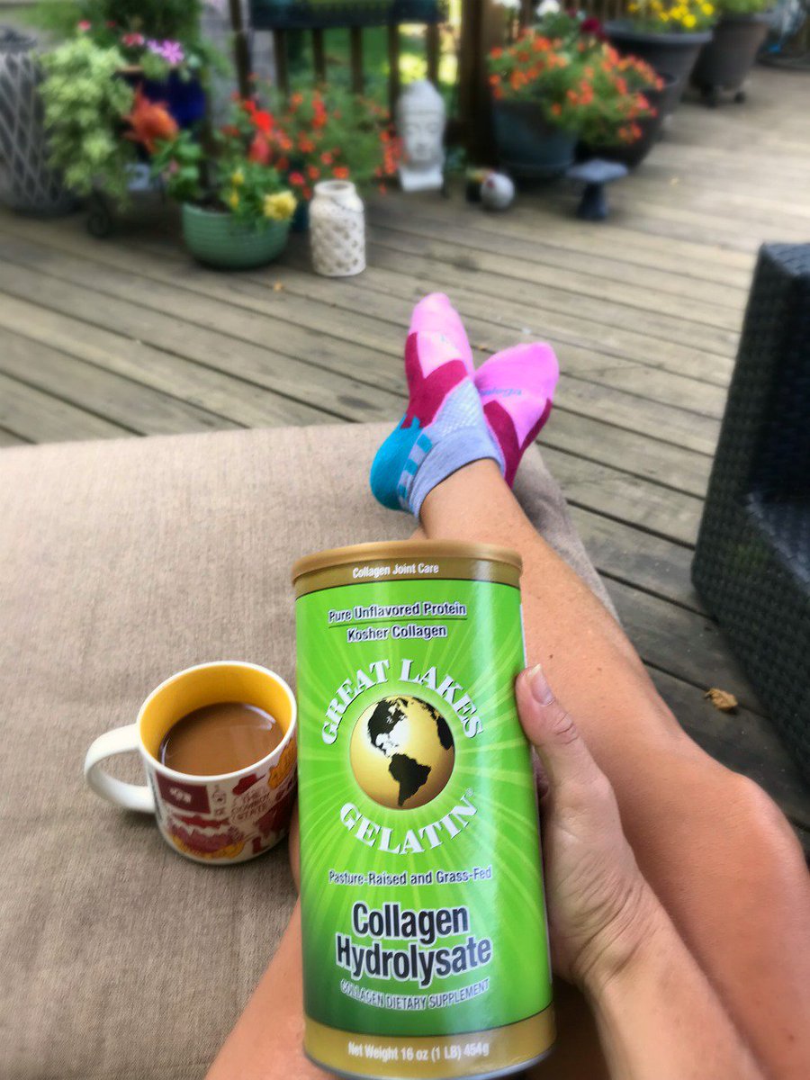Teamarcia's tweet photo. Add 11g of muscle-building protein to your day by mixing 2T @greatlakesgel Collagen Hydrolysate into your coffee. You won't taste it but the health benefits are amazing. Save 20% with GLGRunDefinitely20. #greatlakesgelatin #ad #sweatpink #fitwithglg https://t.co/sWSReoesRT