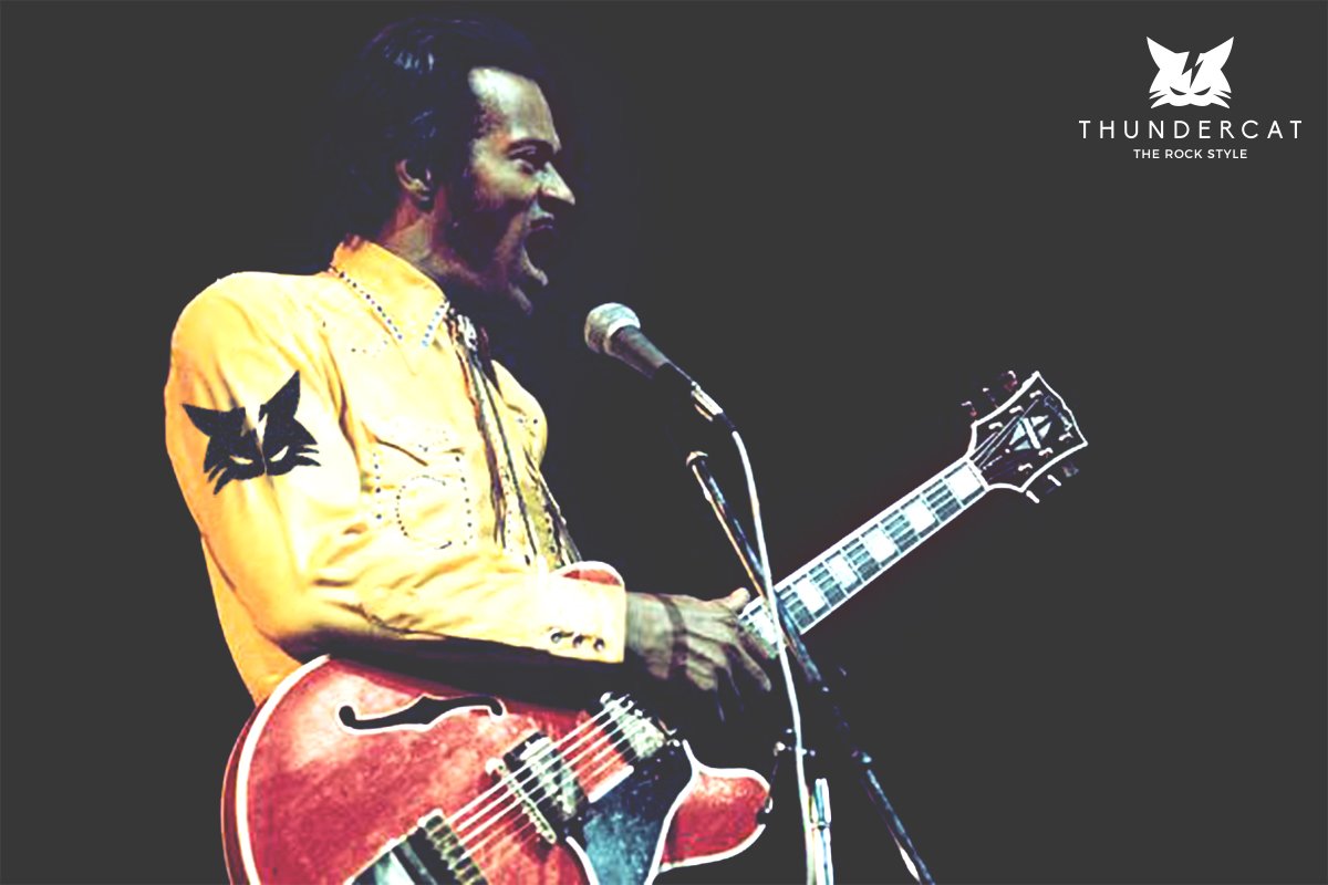 Esta noche conciertazo de clásicos del rock en Thundercat Club!! Con entrada gratuita, hora 00.30. con la gran banda “The Bang”. ¡No te lo pierdas!