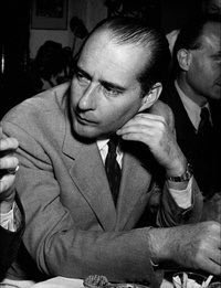  #LesCinéastesDuHangarRangée 6122 - ROBERTO ROSSELLINI8 mai 1906 - 3 juin 1977(Italie)- Rome Ville Ouverte (45)- Allemagne Année Zéro (48)- Stromboli (50)- Les 11 Fioretti de François d’Assise (50)- Europe 51 (52)- Voyage en Italie (54)- Le Général della Rovere (59)