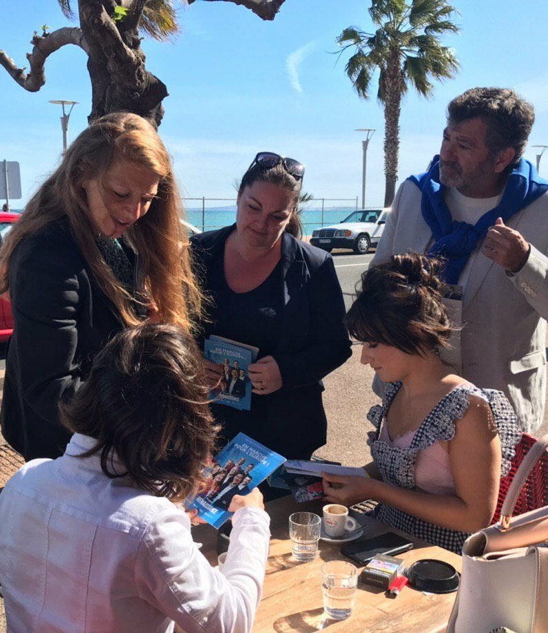 06_Renaissance_'s tweet photo. Cette semaine le Sud-est a parlé #Europe grâce aux marcheurs #LREM06 à @nice06 l'Ariane Pasteur Vallauris et Cagnes-sur-Mer
Sur le terrain avec nos députés @A_Ardisson et @CedricRoussel06 le délégué général adj #LREM @Pierr_Person et les colistiers @ilanacicurelrem @sandrogozi https://t.co/2fwSZ3EVF1