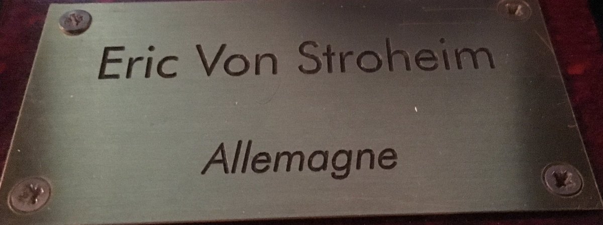  #LesCinéastesDuHangarRangée 6125 - ERICH VON STROHEIM22 septembre 1885 - 12 mai 1957(Allemagne)- La Loi des Montagnes (19)- Folies de Femmes (22)- Les Rapaces (24)- La Veuve Joyeuse (25)- La Symphonie Nuptiale (26)- Le Reine Kelly (32)- Hello, Sister! (33)+acteur