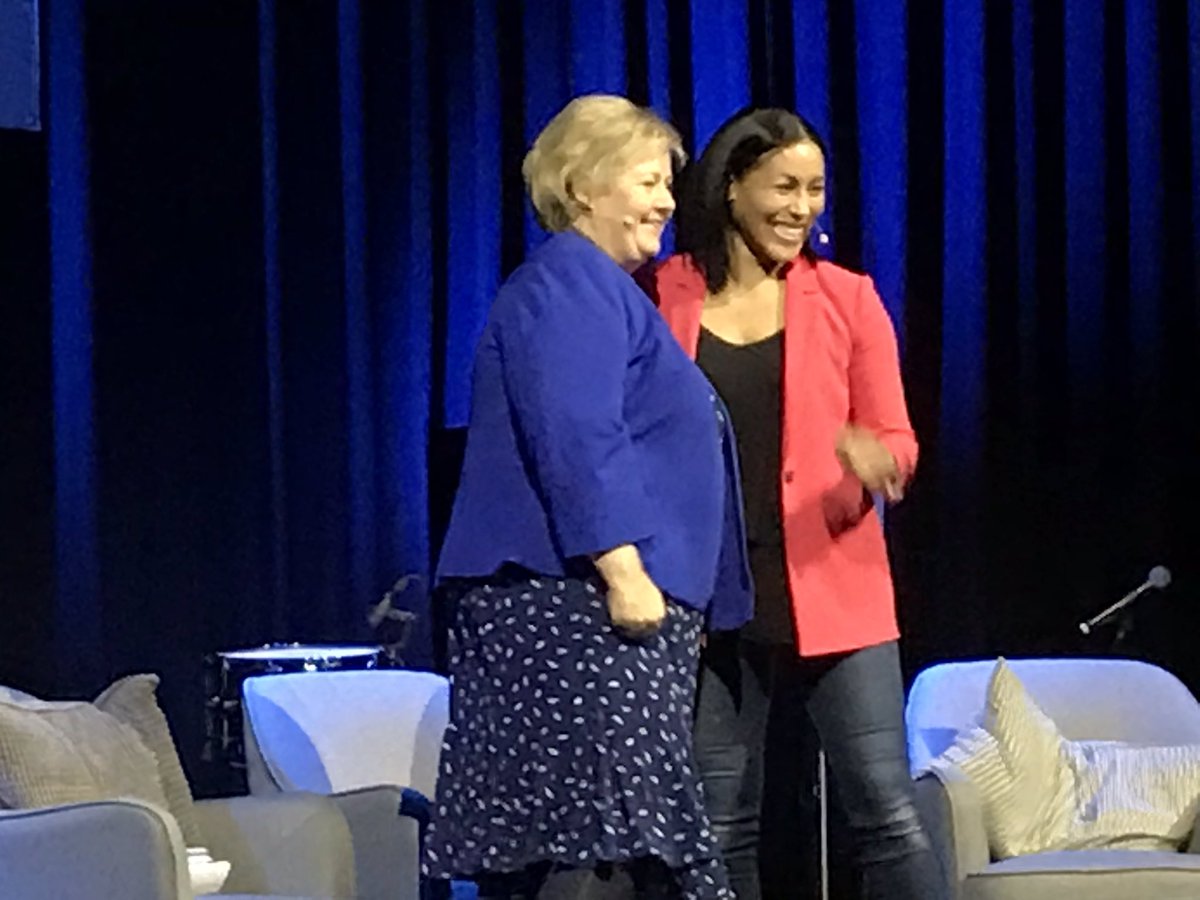 Inspirasjonsforedrag med the one and only <a href="/1LadyCecilia/">Cecilia Brækhus</a> For et forbilde du og <a href="/erna_solberg/">Erna Solberg</a> er!