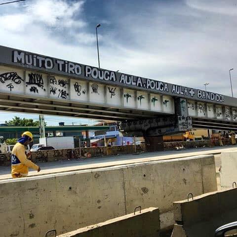QuebrandoOTabu's tweet photo. Avenida Brasil - Rio de Janeiro https://t.co/1AqKdHVSwU