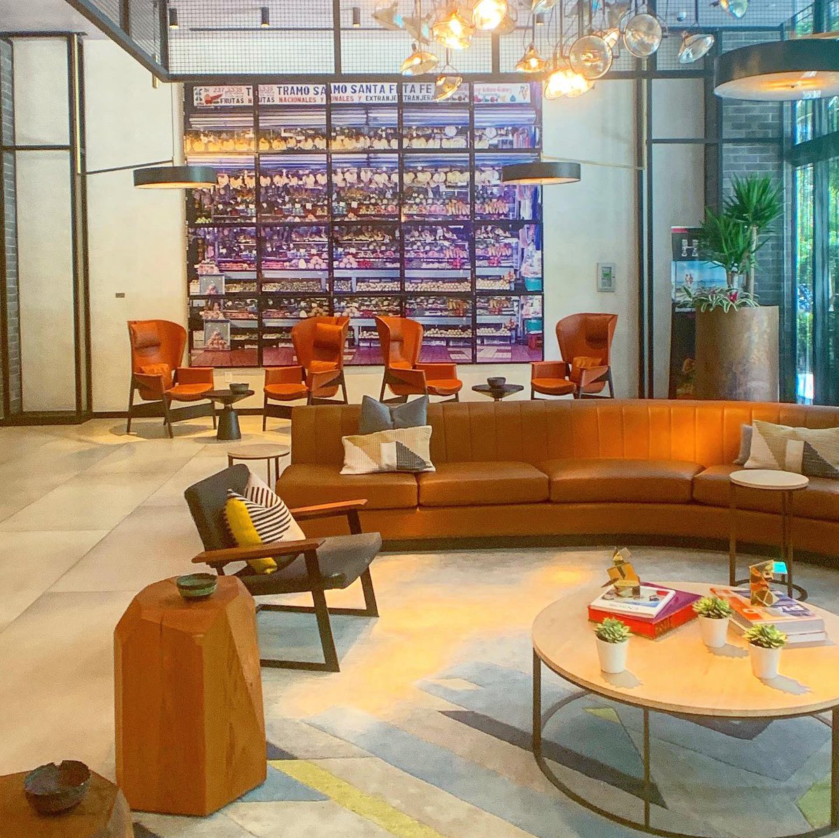 walterjmiami's tweet photo. #hydemidtown is a 31 story #condodevelopment offering 410 luxury condo residence plus 60 luxury, fully furnished hotel suites in the heart of #midtownmiami! #miami #miamilife #miamiluxury #miamilifestyle #arquitectonica #therelatedgroup https://t.co/680Pi3pj6x