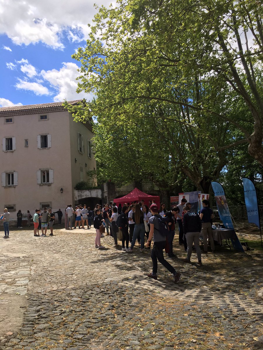 EmilieBataille_'s tweet photo. Temps d’échange lors du forum partenaires
#Defi16 #CNE19 @cnje @mabanque_bnpp @bnpp_recrut https://t.co/14idO7yzPV