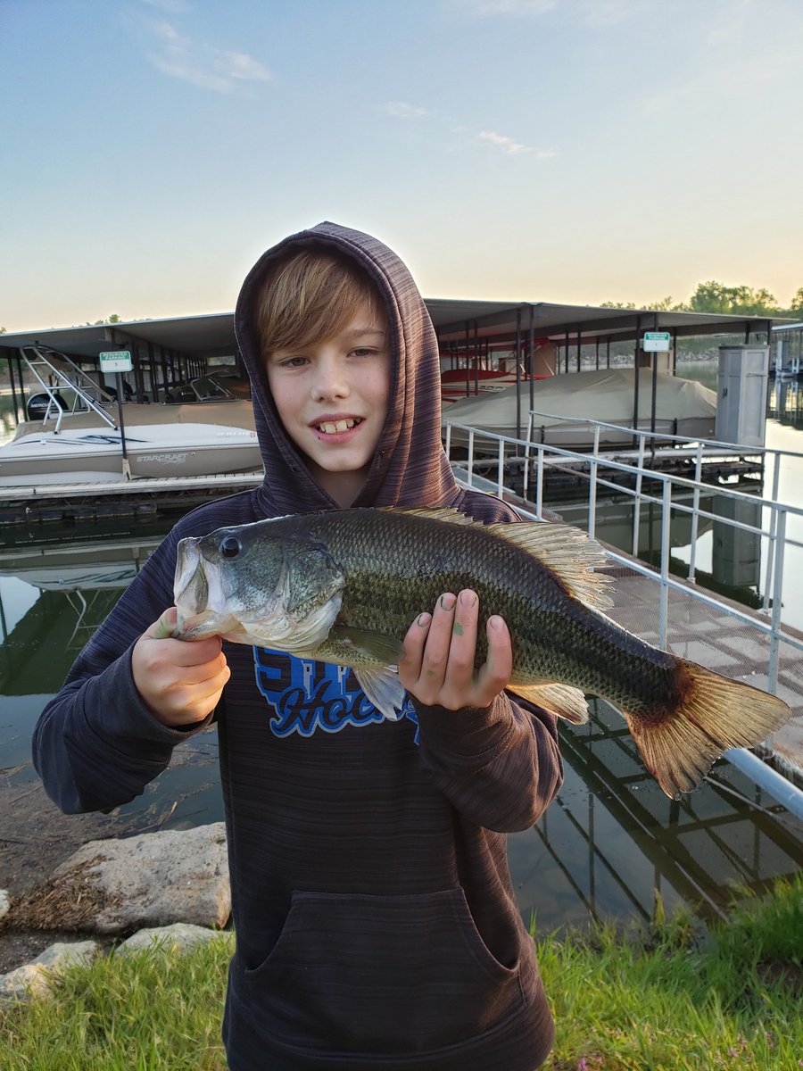 clhenma's tweet photo. @FishinWithFlair early morning topwater #NebraskaBrutes https://t.co/QllBklTbFD