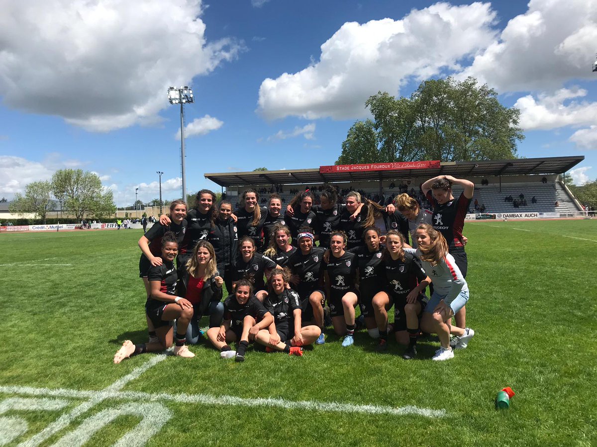 StadeToulousain's tweet photo. | 1/2 finale Elite 1 |
C'est terminé à Auch !
Les Stadistes du @STFeminin sont en fiiiiiiinale après leur victoire 30 à 15 face à @Blagnac_Rugby_F ! 👏🏻👏🏻
Elles affronteront Montpellier ou Bayonne en finale du championnat, samedi 18 mai prochain à 21h à Tarbes ! #GoST 🔴⚫ https://t.co/yiHe8yjxHc