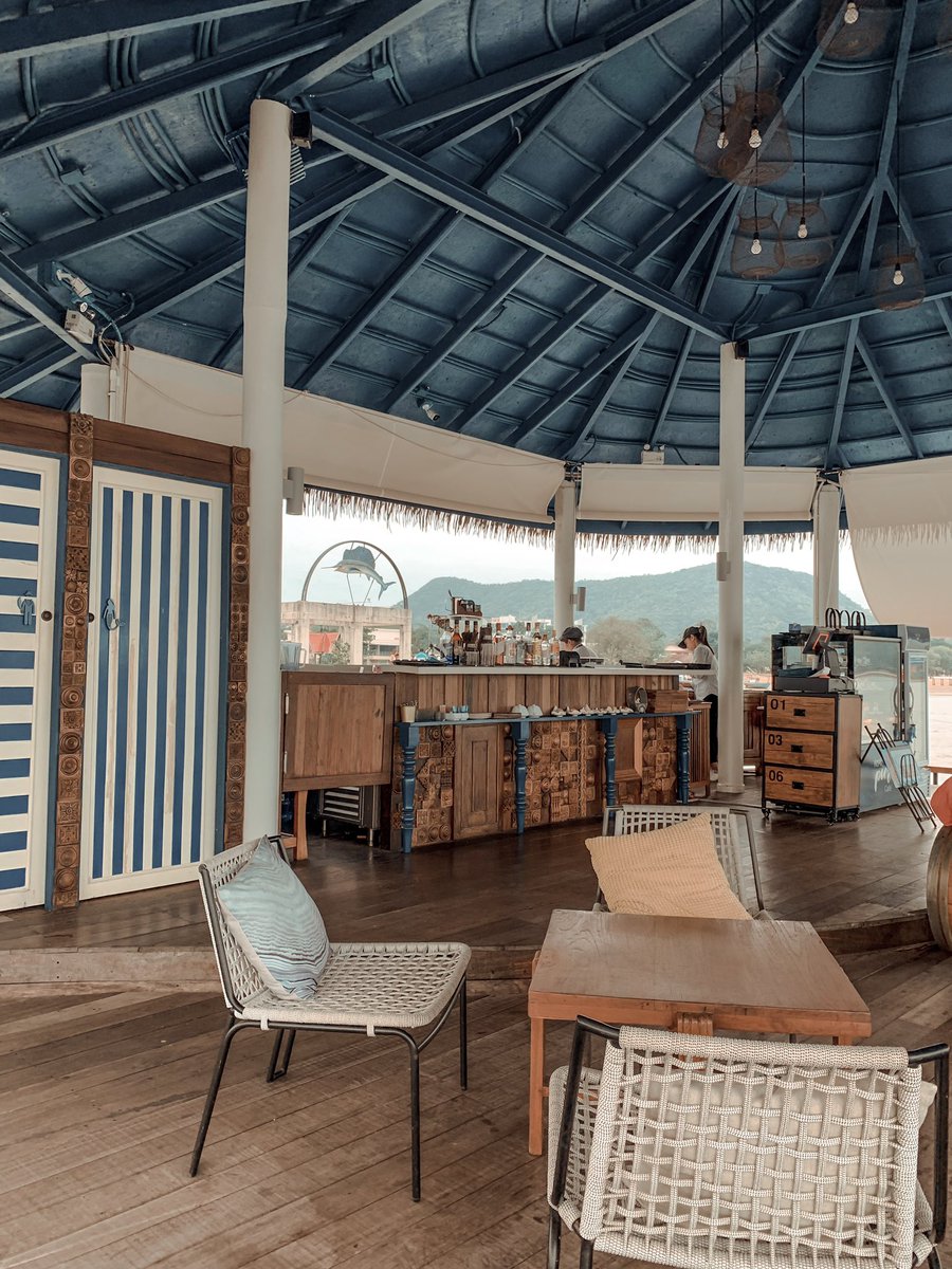 pukpikbp's tweet photo. kept pier cafe บางเสร่ สัตหีบ สวยมากๆเหมาะกับถ่ายรูปลง ig ไปตั้งแต่ร้านเปิดคนน้อย #ReviewThailand #รีวิวคาเฟ่ #รีวิวพัทยา #รีวิวชลบุรี https://t.co/gIJ5Wfofz8