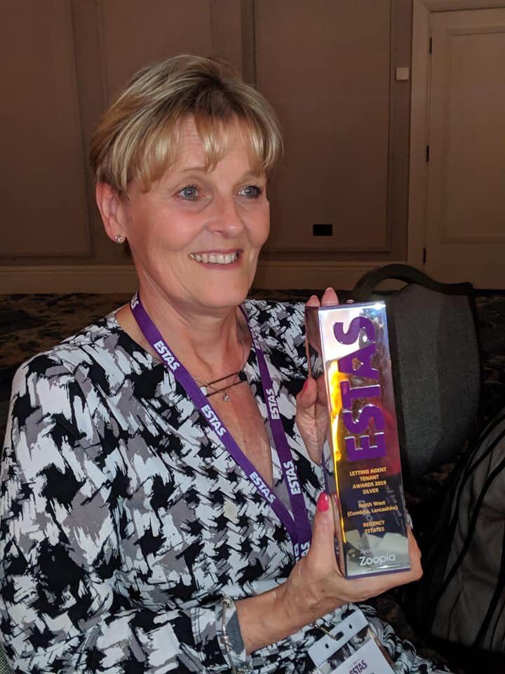 SheInsprAwrds's tweet photo. Many congratulations to #JanetHolt #InspireWoman 🦋 our #WomeninHousing #InspireWinner2018 #100WomenStories for winning a National Award this year!  We are so so PROUD!!! 🙌🥂⭐️🎉👏👏👏 Wish you MANY MANY more! 🦋 https://t.co/udZkK71tgp
