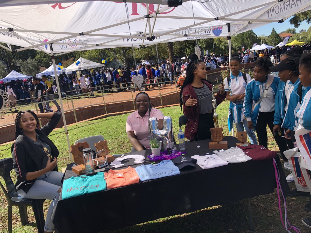 HouseHarmony_'s tweet photo. Open day 2019 🔥@UFSweb https://t.co/uQYZKsemkd