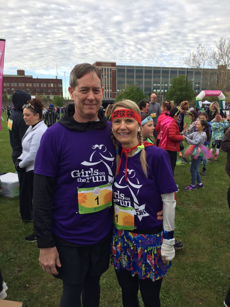 Jerry_Y_Scott's tweet photo. Game on! #GOTRM5K https://t.co/ilCev9w8h9