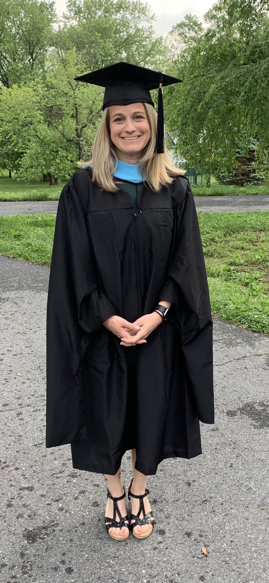 teacherfirst73's tweet image. So happy and excited that today is finally here 👩🏻‍🎓 #proudofme #masters #graduationtime  @MSMU
