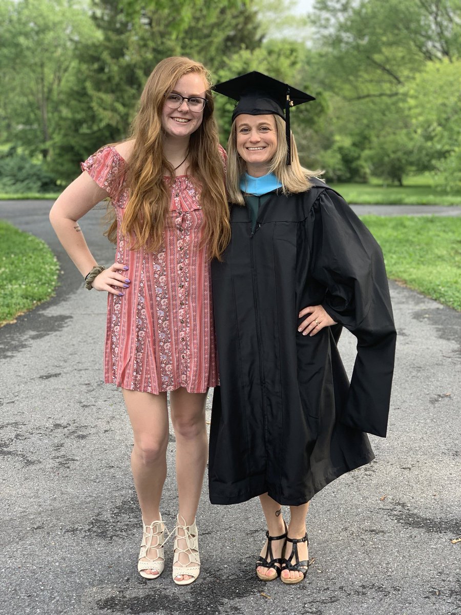 teacherfirst73's tweet image. So happy and excited that today is finally here 👩🏻‍🎓 #proudofme #masters #graduationtime  @MSMU