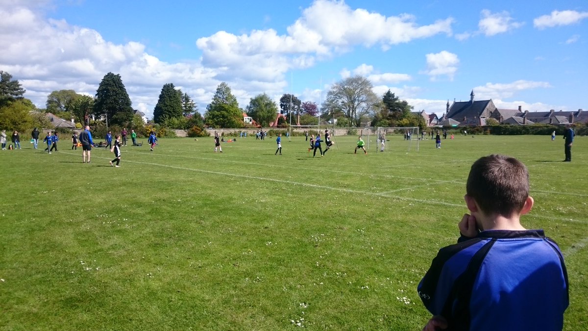 MissRussellCV's tweet photo. A lovely morning for some school football at Wardie @teach_traylor #sunshine #healthandwellbeing #neededcoffee https://t.co/0ix9Jr8qRV