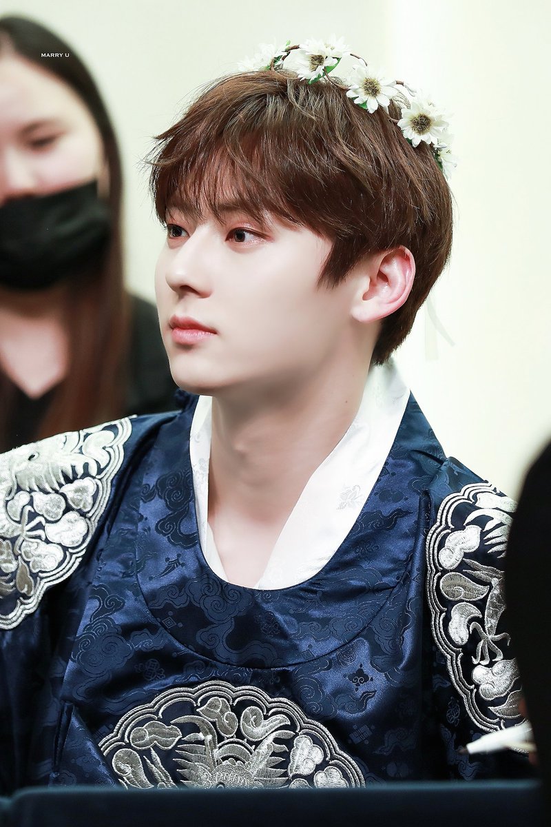 메리 유🌌 tweet media