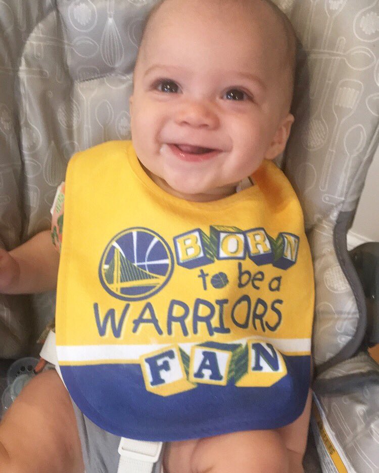 Apdavis31's tweet photo. When you woke up and find out the Warriors won! #letsgosteph @stephencurry30 @fjdavis22 https://t.co/k8mYqdJOAK