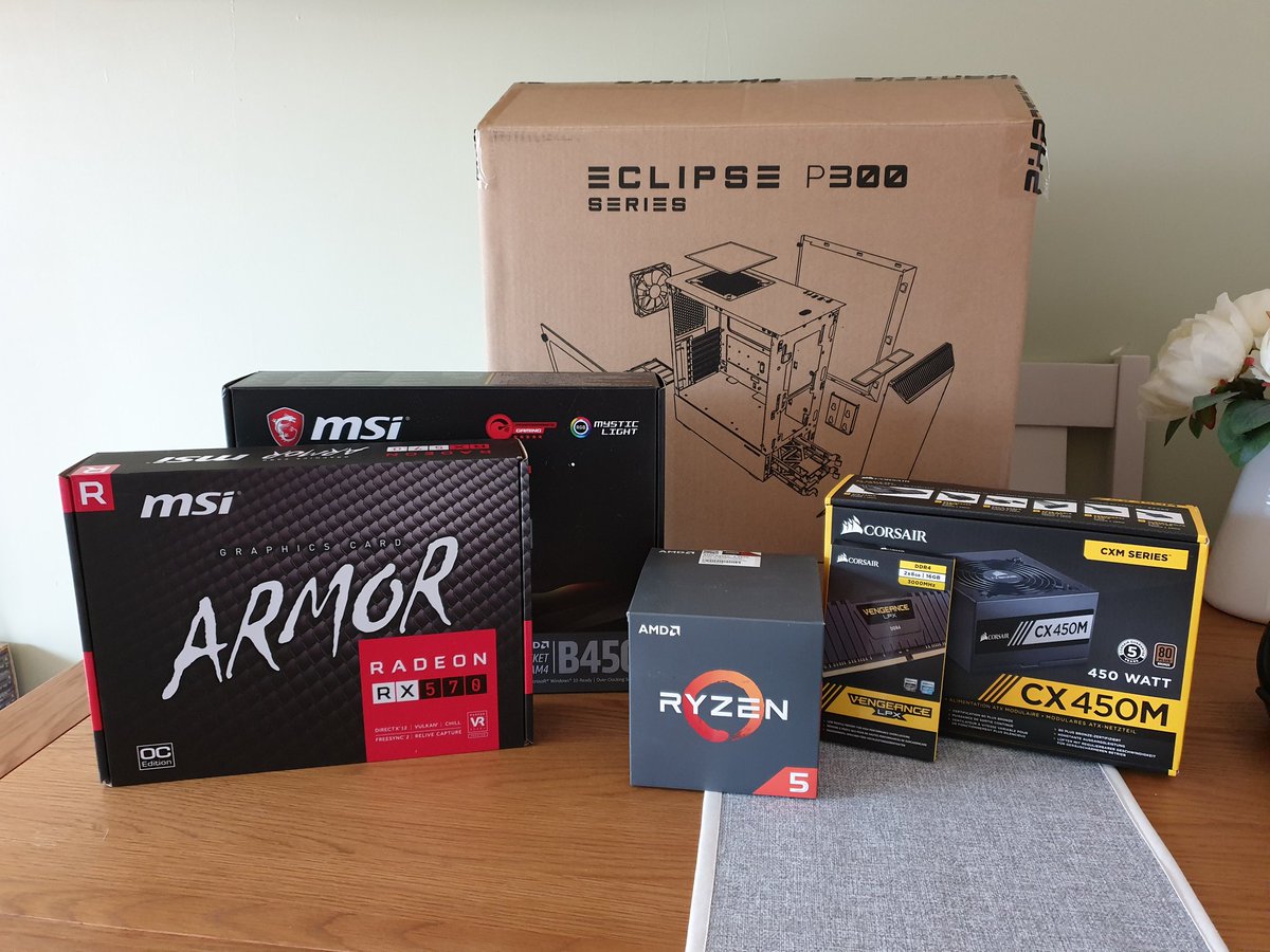 bitbuildpc's tweet photo. Build time! 
@Phanteks P300 - New RGB strip looks niiice
@AMDRyzen 2600
@msitweets B450 Mobo 
@Radeon RX570 Graphics Card 
@CORSAIR 16GB 3000mhz RAM &amp; CX450M PSU
@kingstontech 480GB SSD 
@Seagate 1TB HDD 

This PC is aimed at improving workflow with 3 monitors and light gaming https://t.co/OsSTO4RwOT
