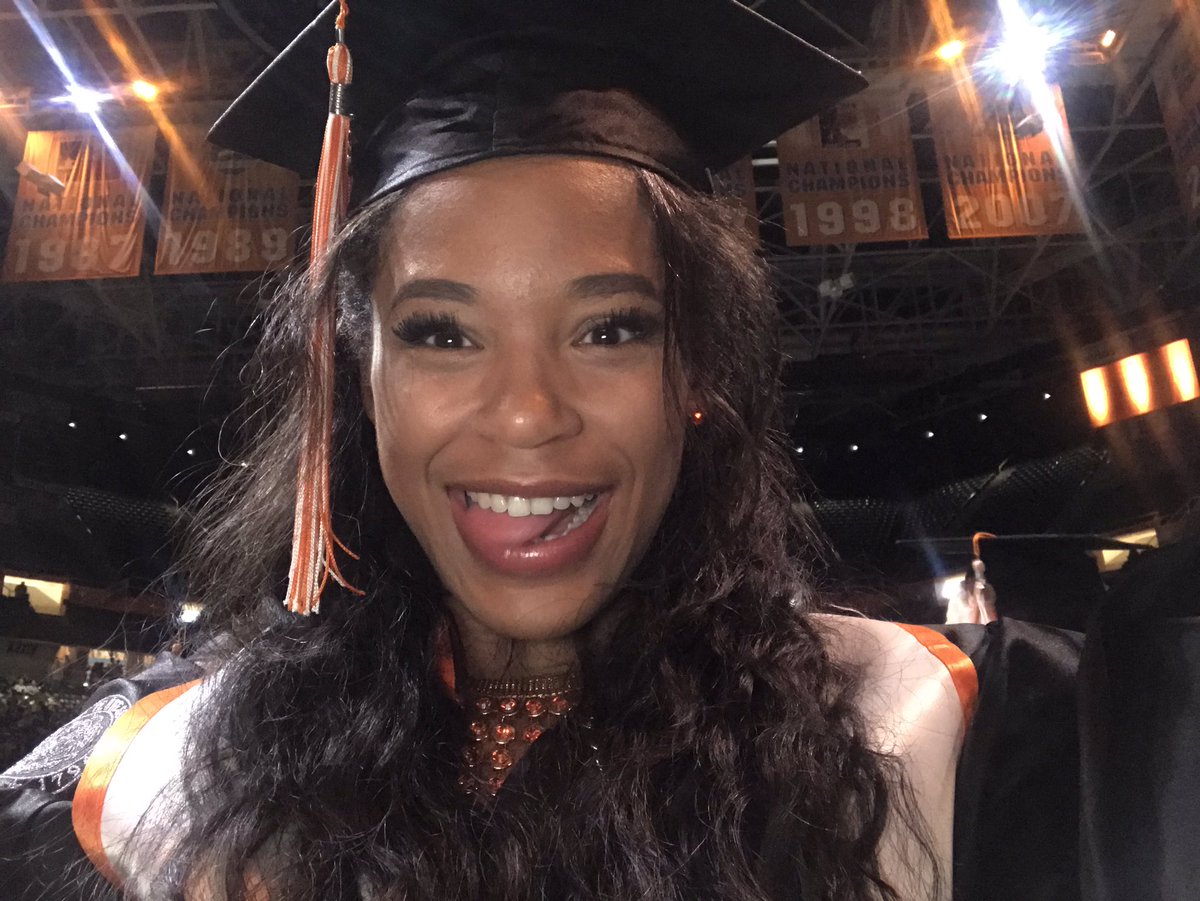 BiancaBelairWWE's tweet image. I am walking today!!!!!
#UTGrad