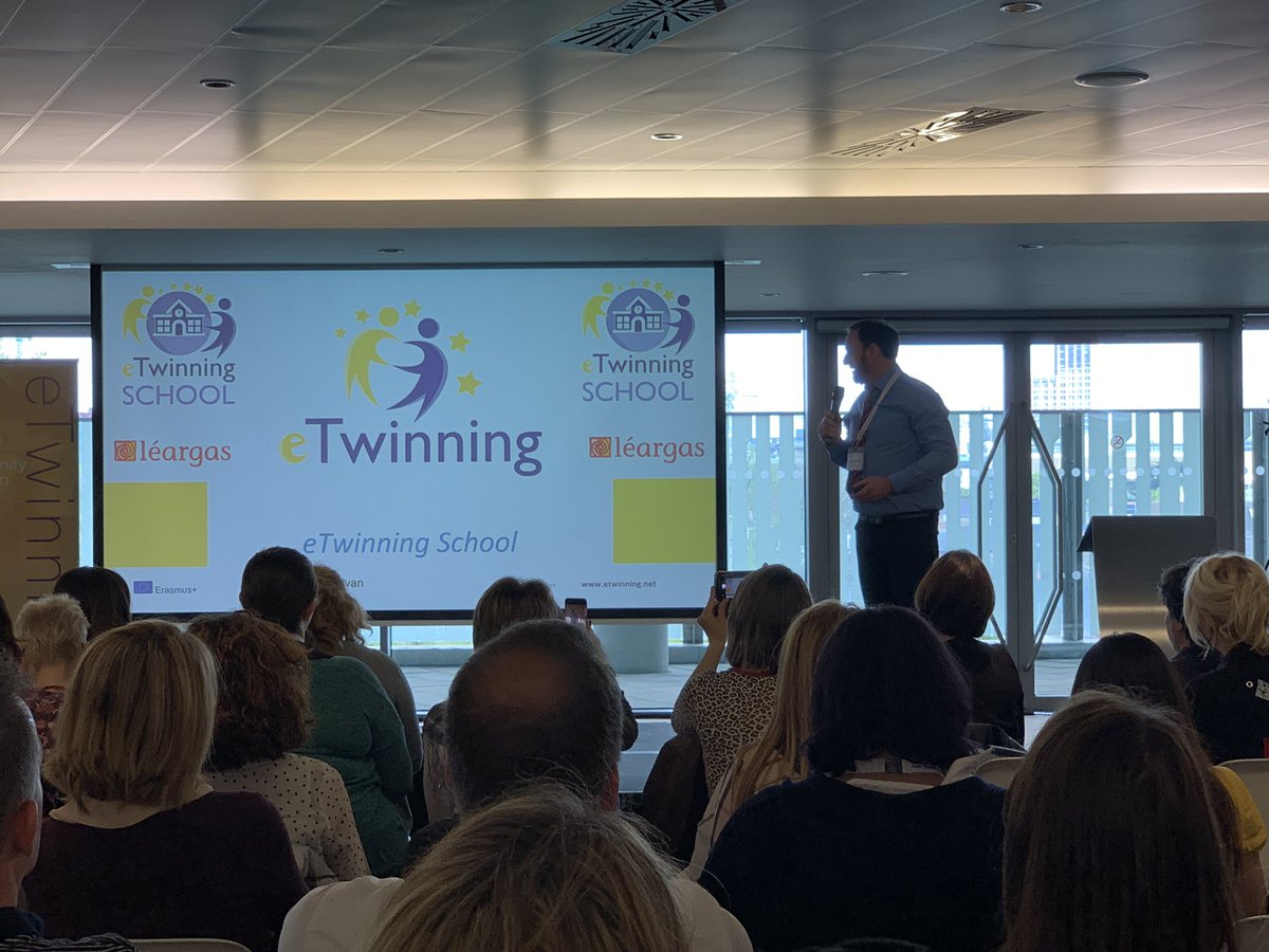 Empaaan's tweet photo. @Sullyincork hit the bullseye with that speech 👌 #eTwinningSchools #etwinning https://t.co/qXeL6u8PGy