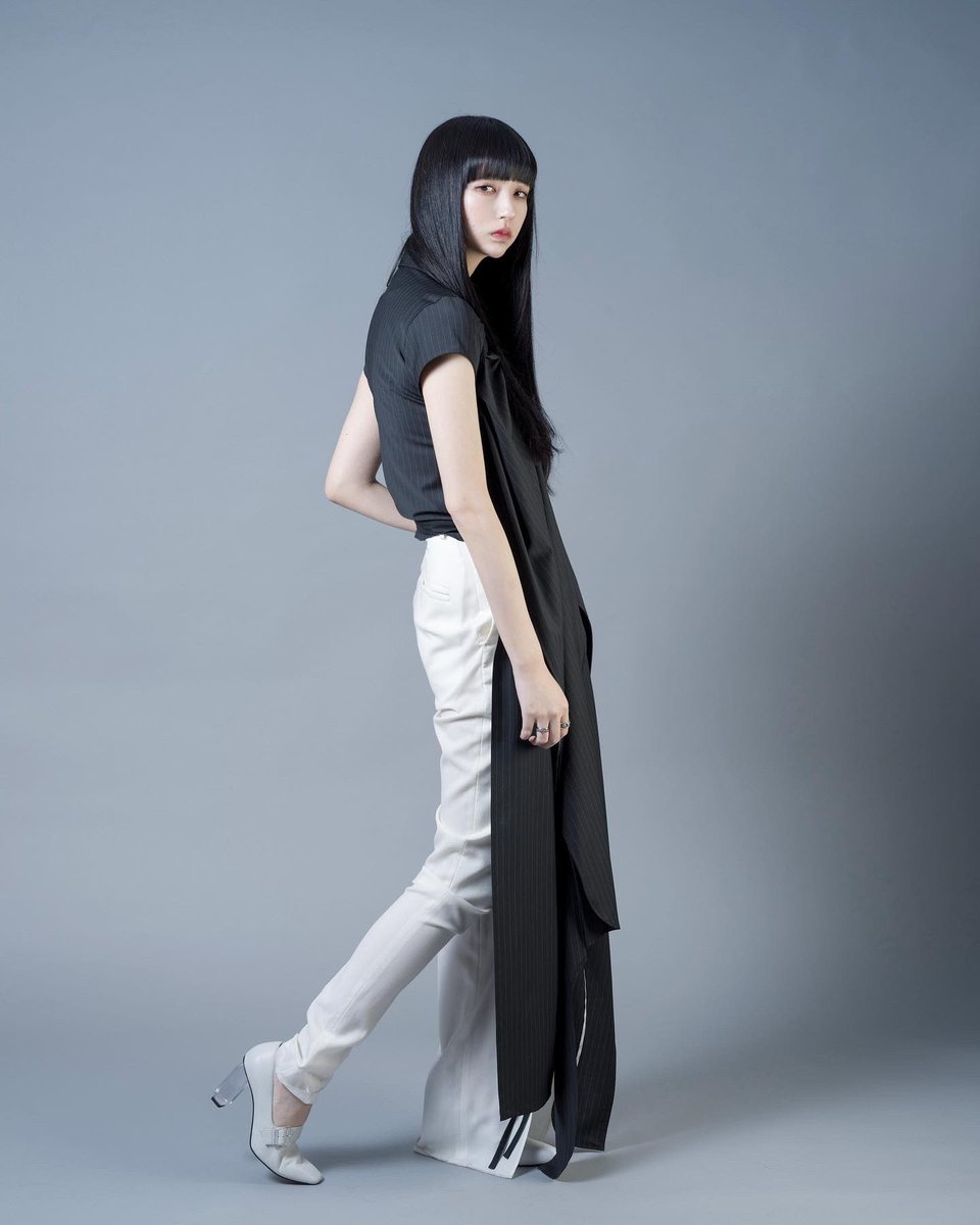 𓀠全身です𓀠 📸@zzzcon