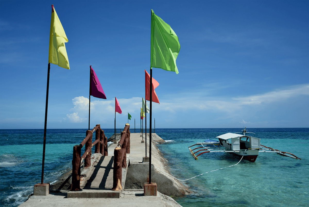 #boracay #budgettravel #nomadicstateofmind #travelcouple Top things to do in Boracay on a budget: globeabout.com/boracay-for-bu…