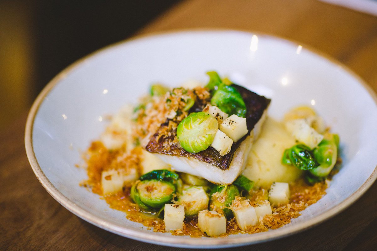 Catch of the day! 🐟

We are proud that most of our produce is all locally sourced. 

#Norfolk #Restaurant