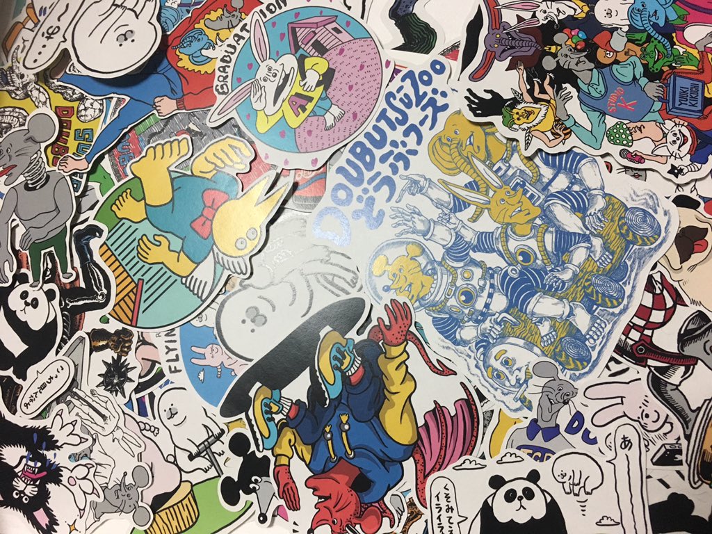 来週!デザインフェスタ!ビッグサイトで。
A102にいます!
歯のマンガ、チャンミー、なかしまなぎさ、菓、きくちゆうきの横並びです!
楽しみだな〜 