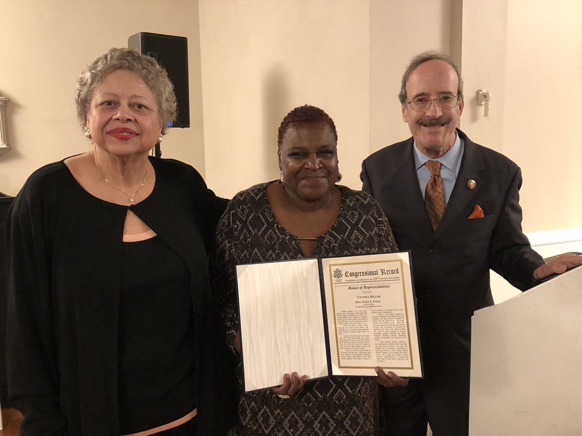 RepEliotEngel's tweet photo. It was an honor to join so many friends last night at the HRCA 41st Annual Spring Dinner, and to present my dear friend and former staffer Cynthia Miller with a Congressional Record in her honor. Congrats to her and all of the other deserving honorees! https://t.co/XmqZtZOyok