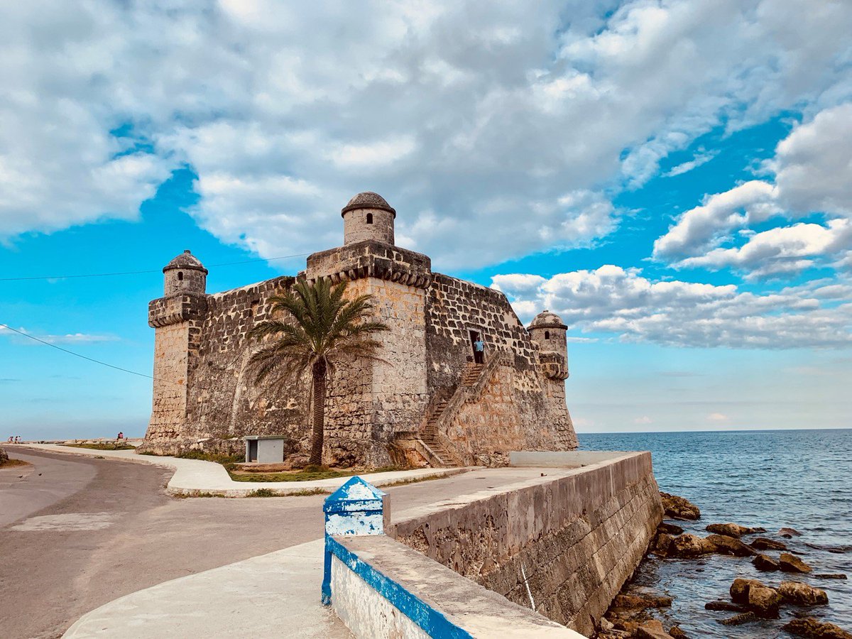 CubaTravelServ's tweet image. Cojimar Fortress was completed in May of 1646. #CubanHistory