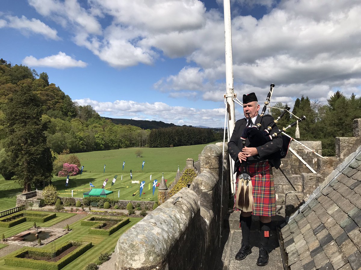 Top of the morning to you #corporatehighlandgames #duntreathcastle #helloscotland <a href="/kingsfieldevent/">Kingsfield Events</a> #bagpipes #bagpipewelcome